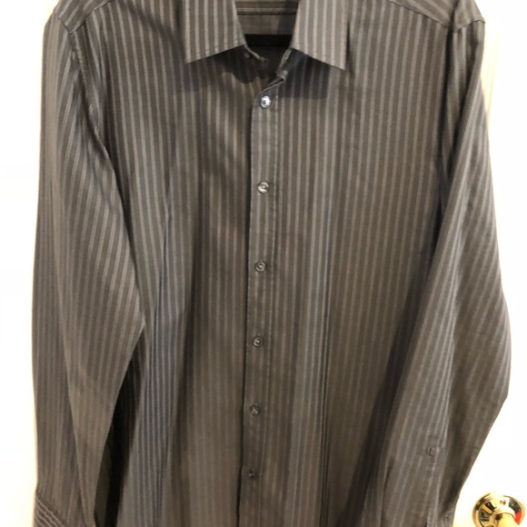 Hugo Boss business button down shirt tuck out L - Picture 5 of 7